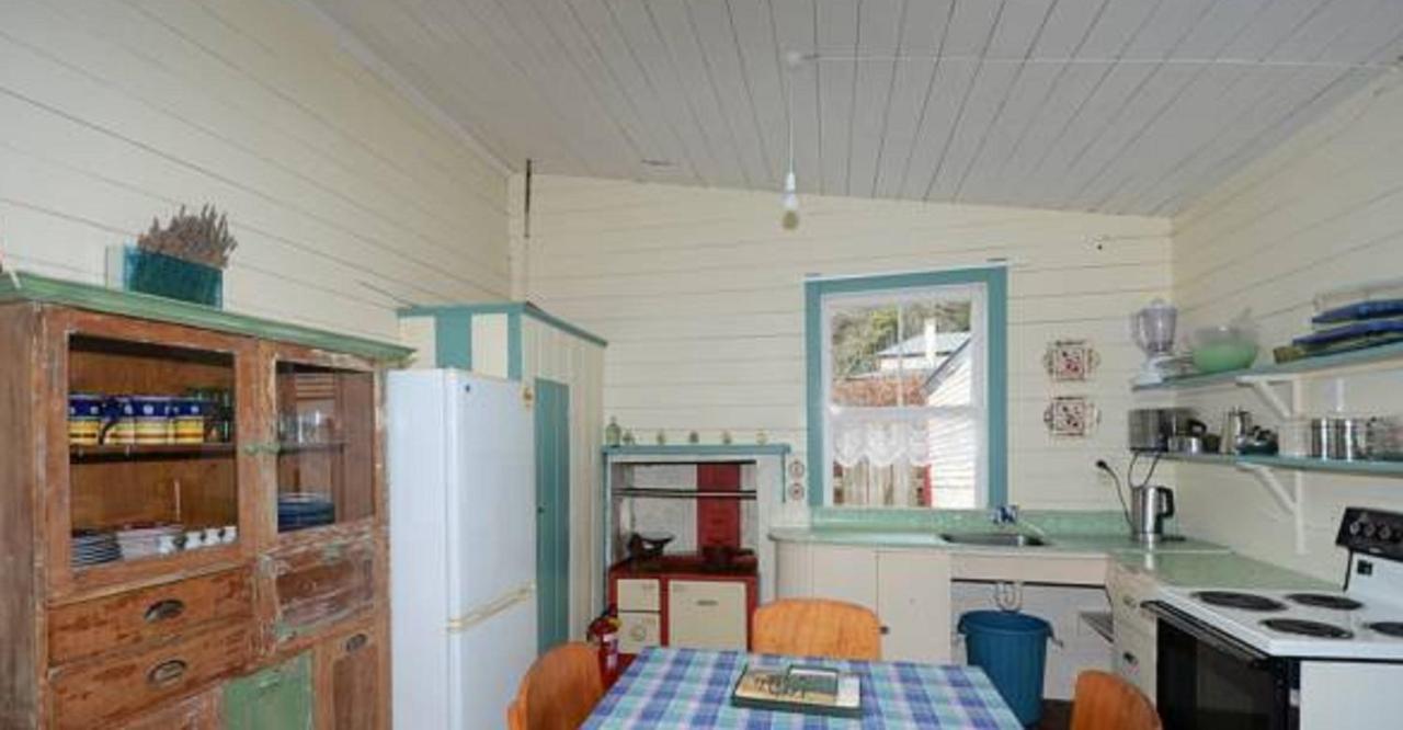 India House & Ica Whare In Whareama, Nr Riversdale Beach Rom bilde